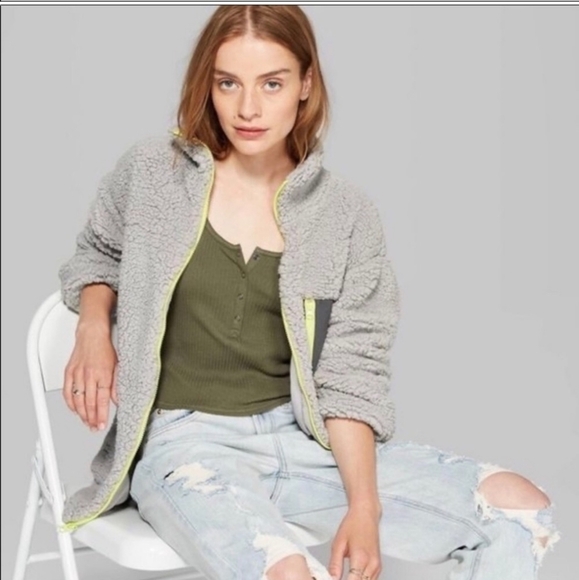 Wild Fable Sz XL Gray Fleece Sherpa Zip-Up with neon green accents - Picture 2 of 13